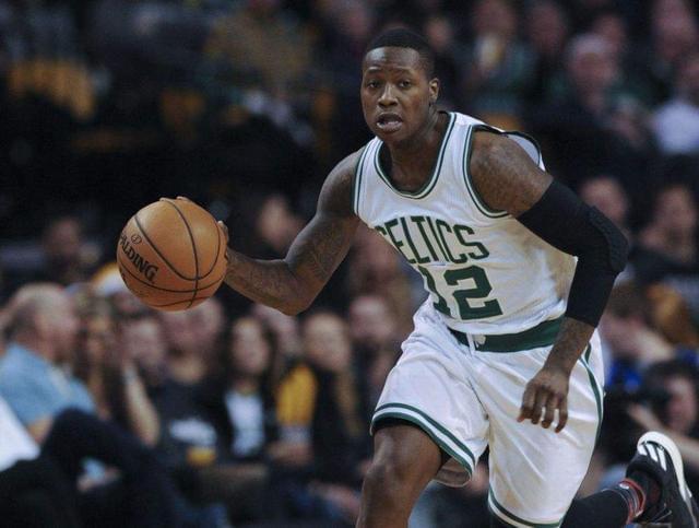 武磊的传射 武磊的传射