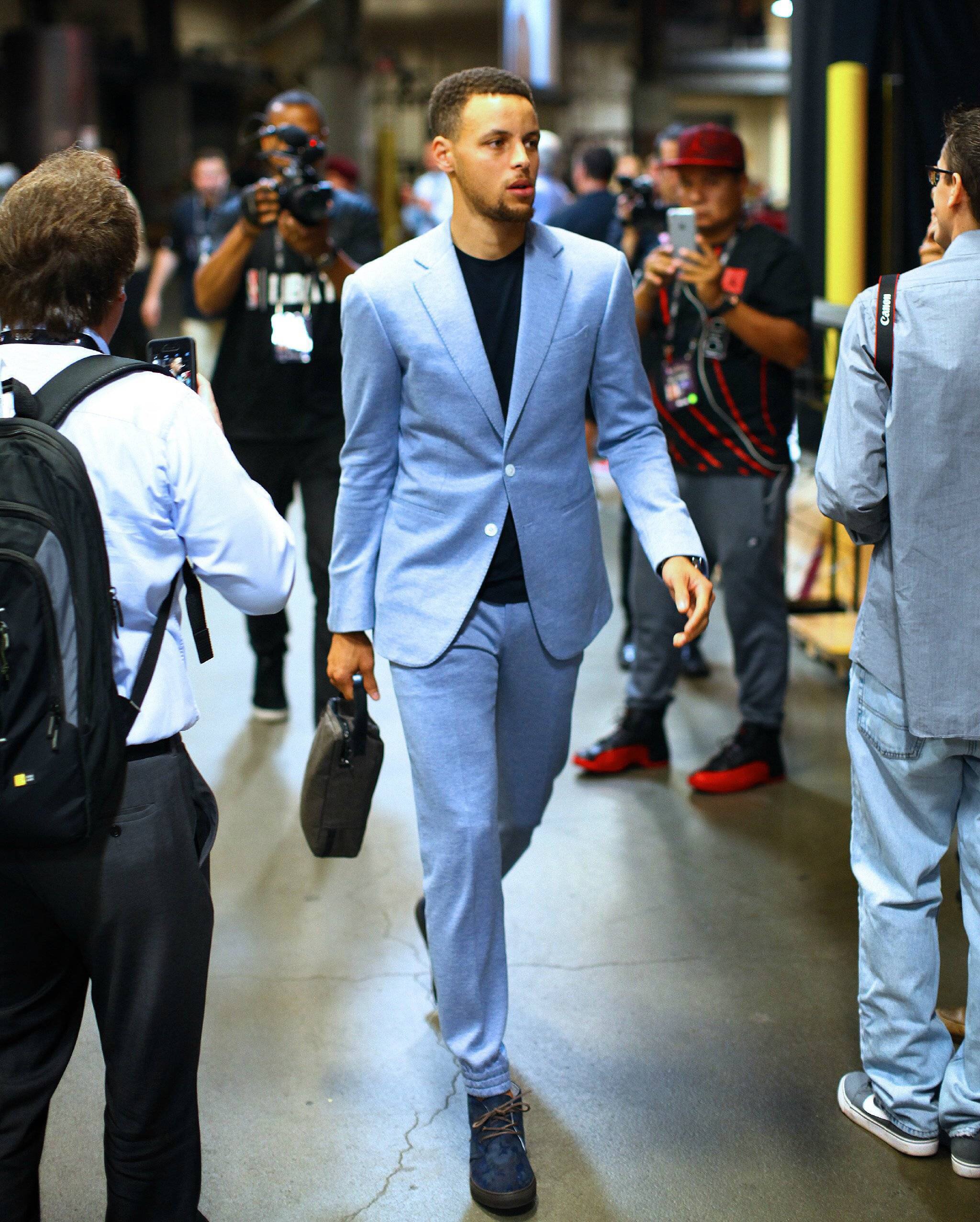 理论亏损约 理论亏损约